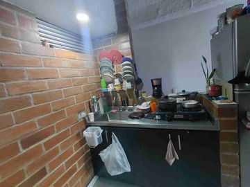 Vendo apto piso 25 en campo valdes Edificio mirador del jardín
