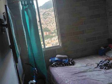 Vendo apto piso 25 en campo valdes Edificio mirador del jardín