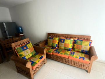 RENTA DE DEPARTAMENTO AMUEBLADO EN LOS HEROES DE LEON