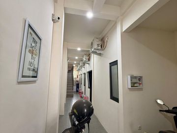 DIJUAL CEPAT RUMAH KOST 19 KAMAR DAN 1 RUMAH INDUK KOTA MALANG FULL PENGHUNI AUTO PILOT SEGITIGA EMAS JUAL CEPAT KOS BUTUH UANG BU