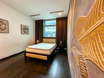 Spacious 95sqm Fully-Furnished 1BR for Sale at Trump Tower, Century City Makati