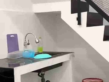 Rumah cash 2 lantai murah lokasi sukahati cibinong