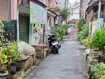 Jual cepat Rumah Hitung Tanah Bebas Banjir Perumnas klender Jakarta Timur
