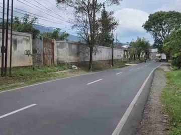 Tanah pinggir jalan simpang parakan muncang