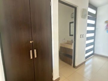 RENTA DE CASA AMUEBLADA EN ZONA NORTE  EN KATANIA