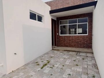 🚨🏡 ¡OPORTUNIDAD EN LOMAS DE BANTHI!