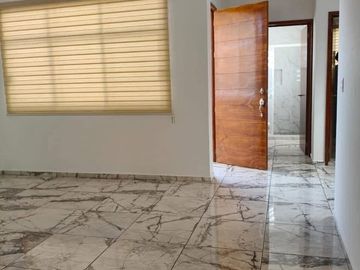 🚨🏡 ¡OPORTUNIDAD EN LOMAS DE BANTHI!