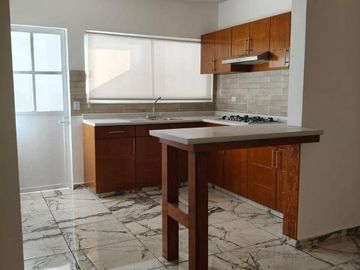 🚨🏡 ¡OPORTUNIDAD EN LOMAS DE BANTHI!