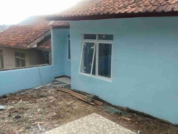 rumah siap huni murah 400 jtan tenang nyaman di Cinunuk Cileunyi dkt manglayang regency