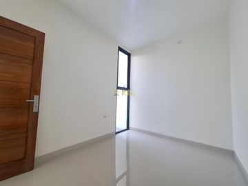 Cuma 1 Unit Rumah Murah Siap Huni di Purwomartani Sleman