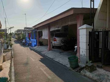 Rumah Murah Dalam Perum Padat Penduduk Dekat Kampus UNS