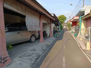 Rumah Murah Dalam Perum Padat Penduduk Dekat Kampus UNS