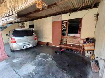 Rumah Murah Dalam Perum Padat Penduduk Dekat Kampus UNS