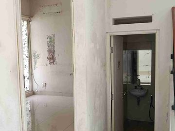 Di Jual Rumah Cantik 2 Lantai, Lokasi Strategis, Bebas Banjir, di Cluster Vasana, Harapan Indah, Bekasi