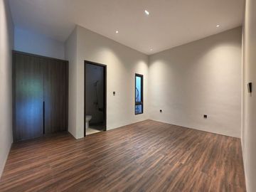 Dijual Rumah Cantik 3 Lantai Semifurnish di Alam Sutera Siap Huni