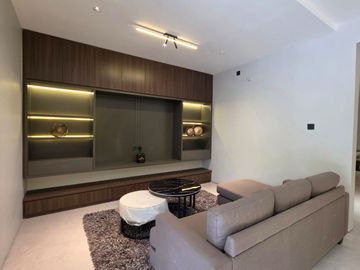 Dijual Rumah Cantik 3 Lantai Semifurnish di Alam Sutera Siap Huni