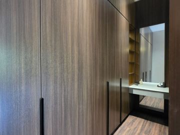 Dijual Rumah Cantik 3 Lantai Semifurnish di Alam Sutera Siap Huni