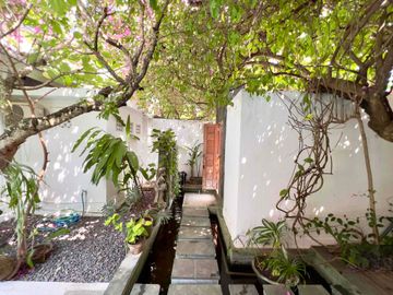 3 Bedrooms villa tropical style strategic Location just 10 mi to the becah location at Keroboakan area