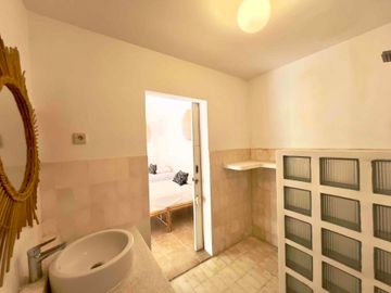 3 Bedrooms villa tropical style strategic Location just 10 mi to the becah location at Keroboakan area