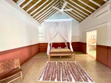 3 Bedrooms villa tropical style strategic Location just 10 mi to the becah location at Keroboakan area