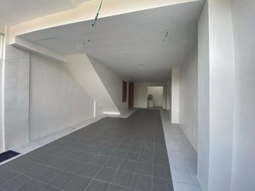3 Bedroom Townhouse not far from Trinoma
