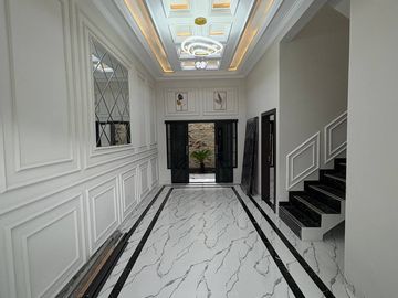 RUMAH MURAH GAYA AMERICAN STYLE DI CIPAYUNG DEPOK