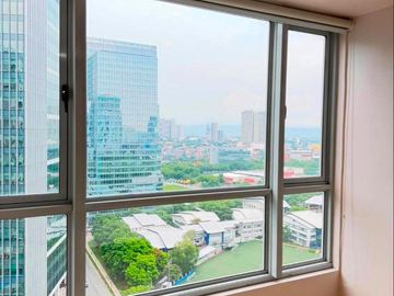 FOR RENT | 1BR Corner Unit | 37.02 SQM | Avida 34th, BGC | ₱40,000/month