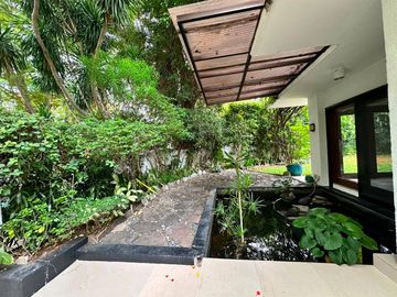 FOR LEASE: 5-Bedroom Single-Family House in Ayala Alabang Village, Muntinlupa City