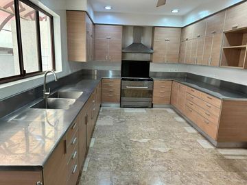 FOR LEASE: 5-Bedroom Single-Family House in Ayala Alabang Village, Muntinlupa City