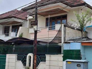 Turun Harga! Rumah Modern Siap Huni Bebas Banjir di Daerah Kartini Jakarta Pusat