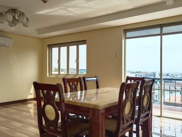 For Rent: 2 Bedroom 2BR Condo in Taguig City at McKinley Garden Villas