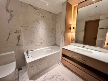 3 Spacious Bedrooms Unit For Lease in EAST AURELIA RESIDENCES
