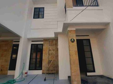 Di jual Rumah Siap Huni Harga 1,1M Di Bintaro Tanggerang Selatan