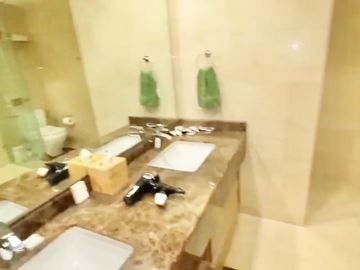 FOR LEASE | Condo Unit at The Suites at Fort BGC in Taguig