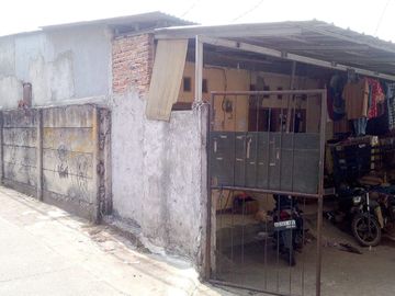 DIJUAL Tanah + Kost 7 Pintu dengan Lokasi Strategis yang Cocok Untuk Berbagai Jenis Usaha di Kranggan, Bekasi