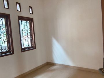 🏡🏢 DIJUAL RUMAH + GUDANG STRATEGIS DI PONDOK RANGON! 🔥