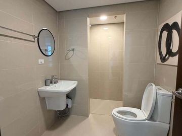 For Rent: Fully Furnished 2 Bedroom at 38 Park Avenue Cebu I.T. Park - 85sqm.