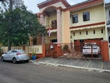 Rumah kokoh dengan tanah luas 655 m2 di lokasi strategis Puspita Loka BSD CIty - masih ada tanah sisa 200 m2