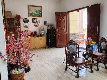 Rumah kokoh dengan tanah luas 655 m2 di lokasi strategis Puspita Loka BSD CIty - masih ada tanah sisa 200 m2