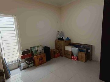 Jual Rumah 2 Lantai Dekat Pasar Modern BSD Griya Loka, St