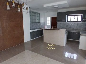 House and Lot For Sale BFHomes Executive Enclave Paranaque 210sqm