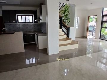 House and Lot For Sale BFHomes Executive Enclave Paranaque 210sqm