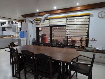 475sqm 5BR For Sale/Lease House and Lot in San Lorenzo Village, Makati City near Greenbelt and Glorietta