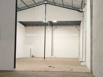 Disewakan Gudang di Pergudangan 100 Teluknaga