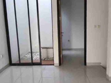 Rumah 2 Lantai Bergaya Jepang di Tapos, Depok