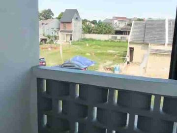 Rumah 2 Lantai Bergaya Jepang di Tapos, Depok