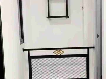 Rumah cash 2 lantai berkualitas lokasi sukahati cibinong