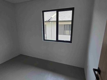 Rumah Disewakan Park Serpong tipe X5 Selangkah ke Gading Serpong
