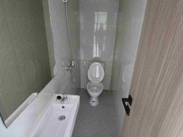 Rumah Disewakan Park Serpong tipe X5 Selangkah ke Gading Serpong