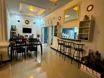 DIJUAL RUMAH CANTIK SIAP HUNI FULLFURNISH LOKASI WIKA
